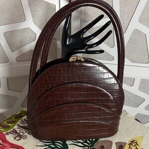 Elegant Brown Crocodile-Embossed Handbag